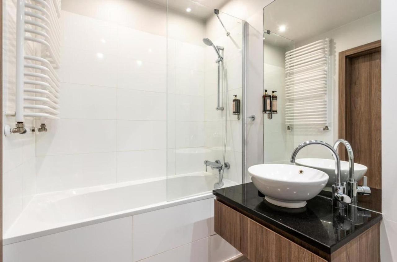 Golden Apartments Warsaw - Browary Warszawskie - Luxury & Cozy Apartments - Oxygen Residence- Wronia 외부 사진